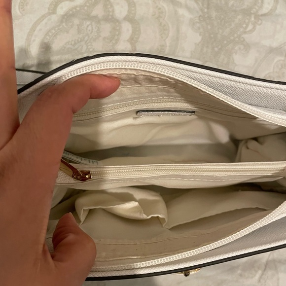 Call it spring purse - Picture 3 of 8